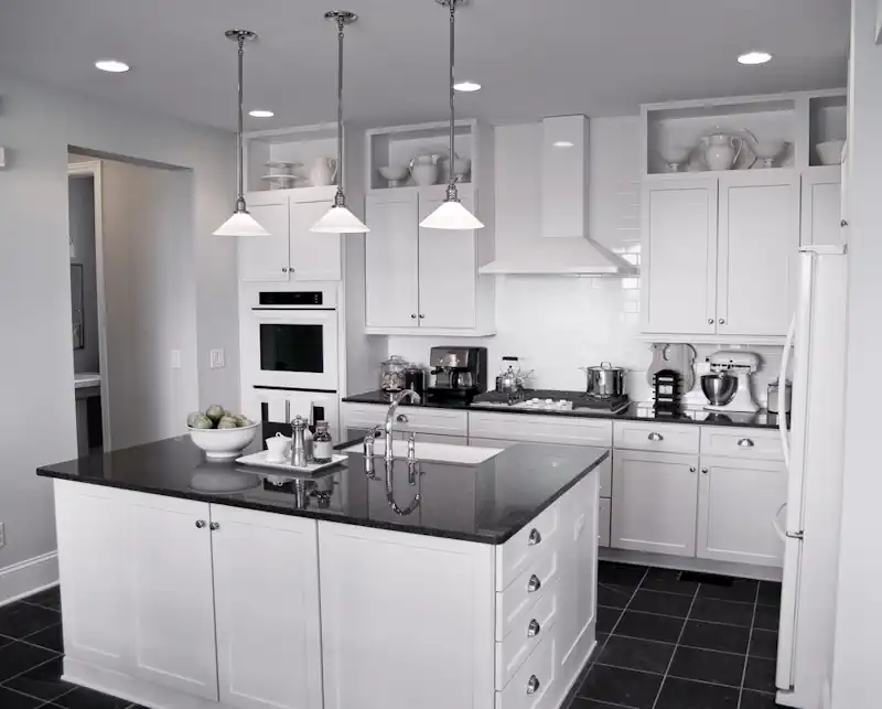 White Kitchen Island
